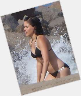 Sophia Bush Average body,  dark brown hair & hairstyles