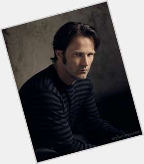 Stephen Moyer dyed brown hair & hairstyles Athletic body, 
