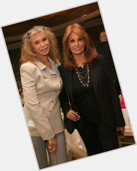 Ann Turkel Slim body,  blonde hair & hairstyles