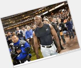 Barry Bonds Athletic body,  black hair & hairstyles