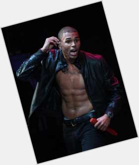 Chris Brown black hair & hairstyles Average body, 