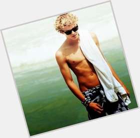 Cody Simpson Average body,  blonde hair & hairstyles