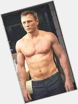 Daniel Craig blonde hair & hairstyles Athletic body, 