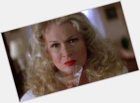 Diane Ladd Average body,  blonde hair & hairstyles