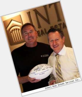 Dwight Clark light brown hair & hairstyles Athletic body, 