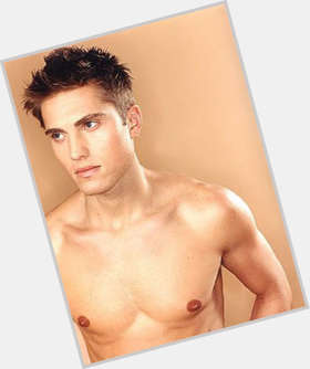 Eric Winter Athletic body,  light brown hair & hairstyles