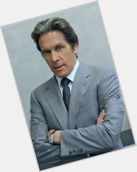 Gary Cole Average body,  light brown hair & hairstyles