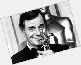 Gig Young Average body,  dark brown hair & hairstyles