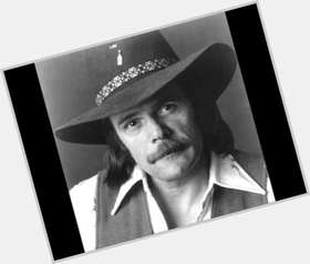 Johnny Paycheck Average body,  light brown hair & hairstyles