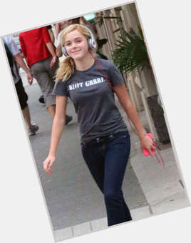 Kiernan Shipka Slim body,  blonde hair & hairstyles