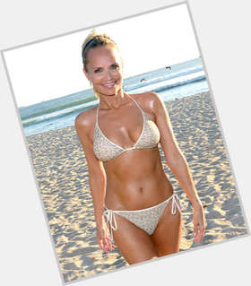 Kristin Chenoweth Slim body,  blonde hair & hairstyles