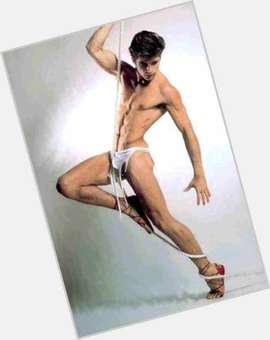 Maxwell Caulfield Athletic body,  light brown hair & hairstyles