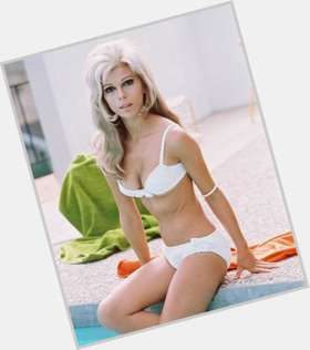 Nancy Sinatra Average body,  blonde hair & hairstyles