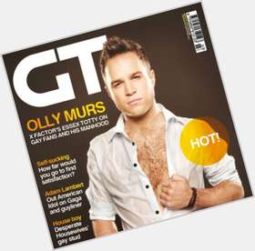 Olly Murs Athletic body,  light brown hair & hairstyles