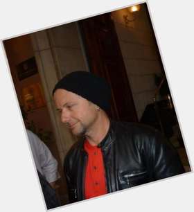 Paul Landers Slim body,  dark brown hair & hairstyles