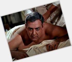 Raymond Burr Large body,  dark brown hair & hairstyles