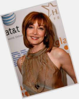Sharon Lawrence Slim body,  red hair & hairstyles