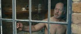 Daniel Betts shirtless in MobLand 1-05