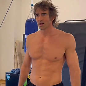 Lee Pace flaunts chiseled physique in shirtless \