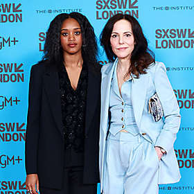 Mary-Louise Parker Makes Rare Appearance with Daughter Ash at London Premiere of \