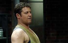 Peter Phelps shirtless in Stingers 6-08