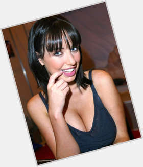 Sophie Howard Voluptuous body,  dark brown hair & hairstyles